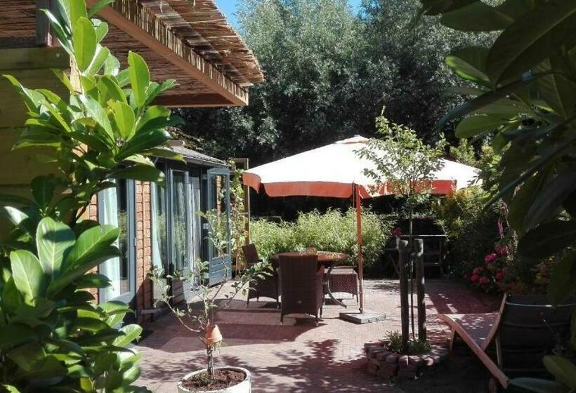 צימר De Zes Wielen