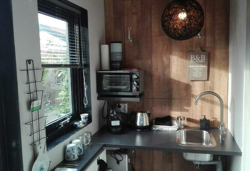 צימר De Zes Wielen