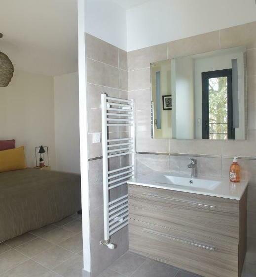 민박 Maison Canopée