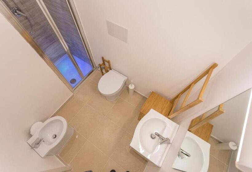 ベッドアンドブレックファースト àstanza