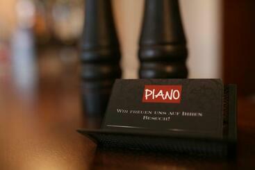 هتل Piano