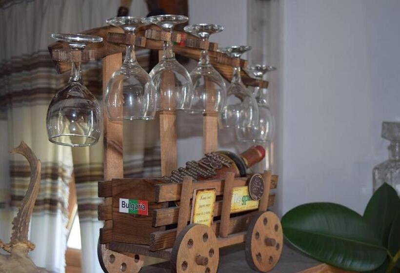 ペンション Guest Rooms Profirov