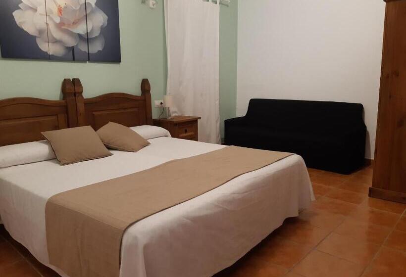 بنسيون Hostal El Rincon De La Vera