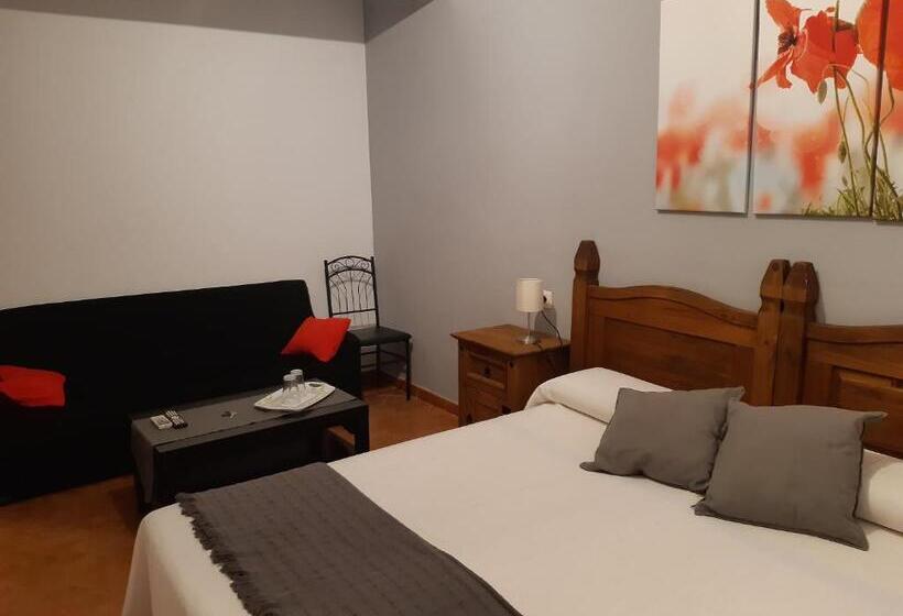 بنسيون Hostal El Rincon De La Vera