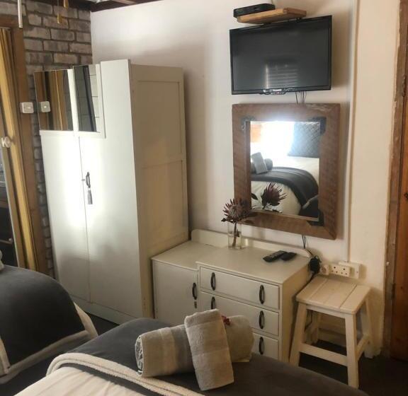 膳宿费 Ou Klipskuur Self Catering Accommodation