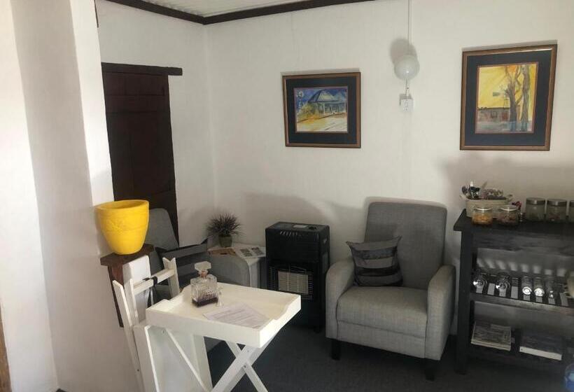 膳宿费 Ou Klipskuur Self Catering Accommodation