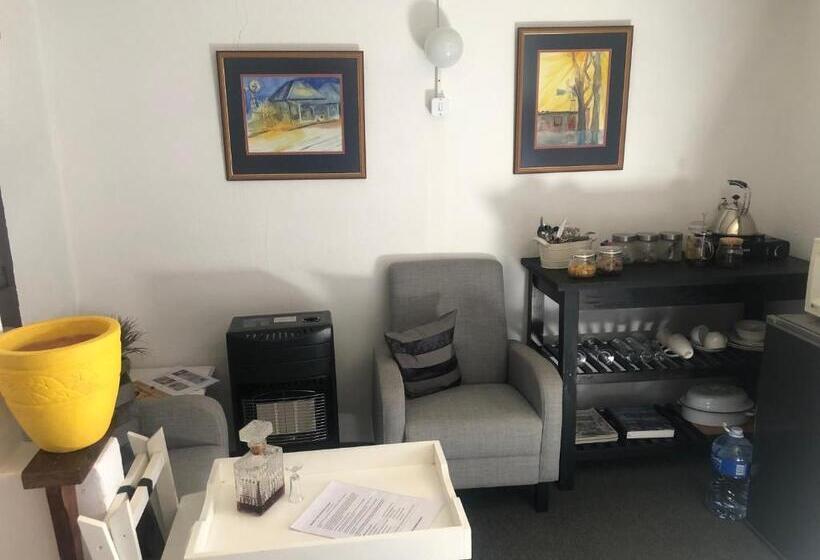 膳宿费 Ou Klipskuur Self Catering Accommodation