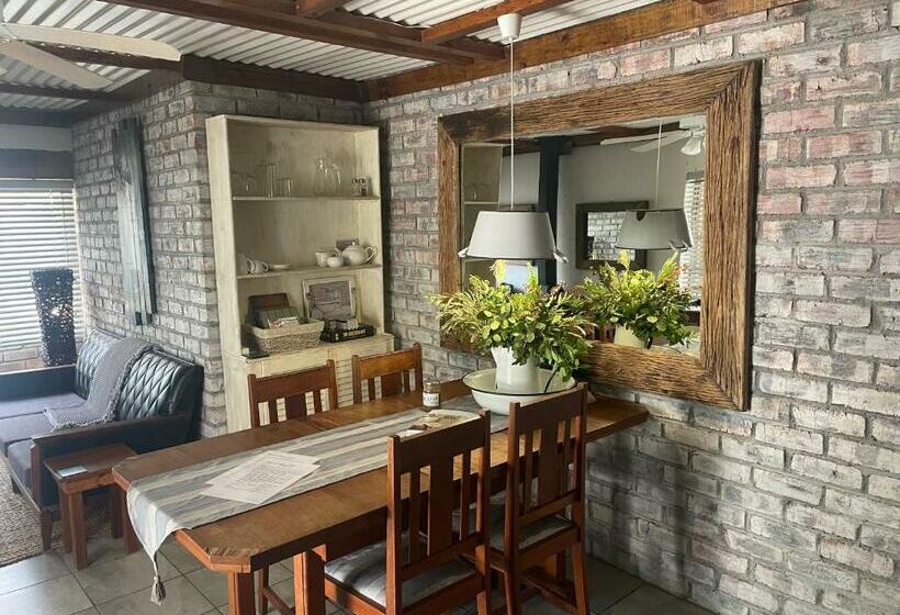 膳宿费 Ou Klipskuur Self Catering Accommodation