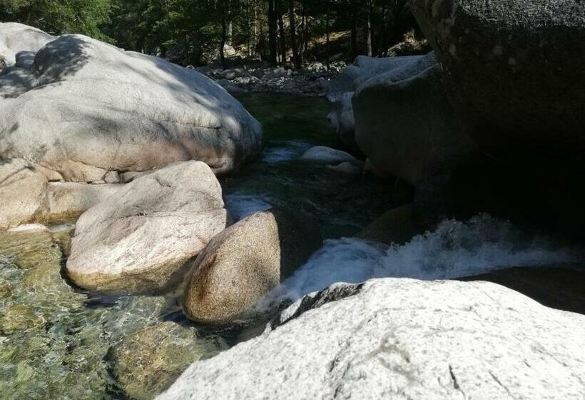 פנסיון Parfumu Di Celu