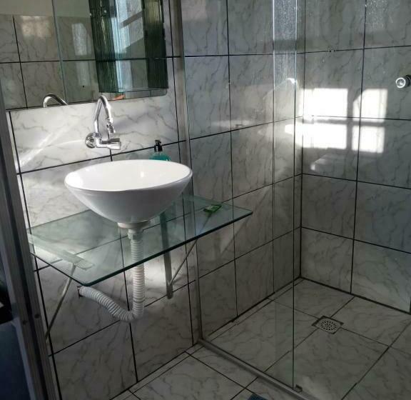 膳宿费 Suítes Novo Amanhecer