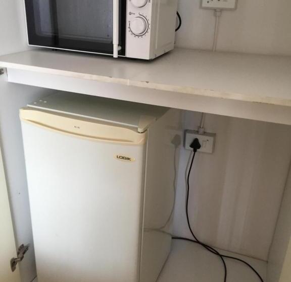 ペンション Tropical Paradise Guest House