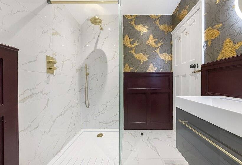 פנסיון Westleigh