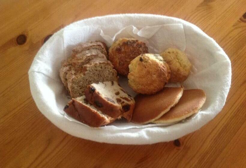 The Rock Equestrian Farm B&b