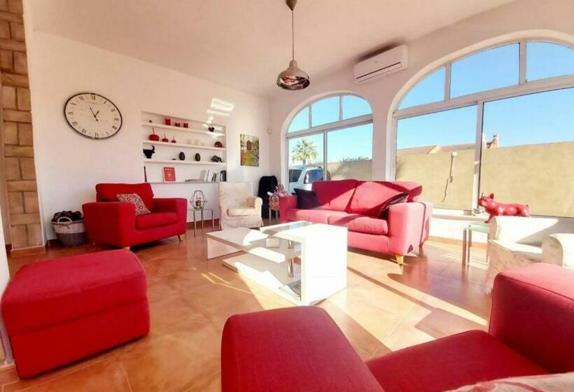 B&b Chambres D Hôtes Villa Salvador Dali