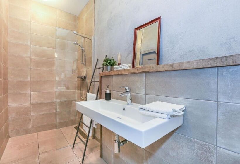 تختخواب و صبحانه Adelaerthoeve Logies & Ontbijt