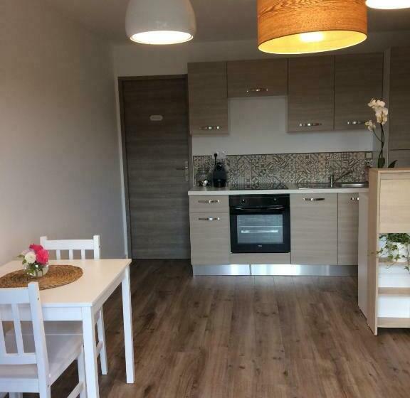 تختخواب و صبحانه Au Charmant Des Vignes