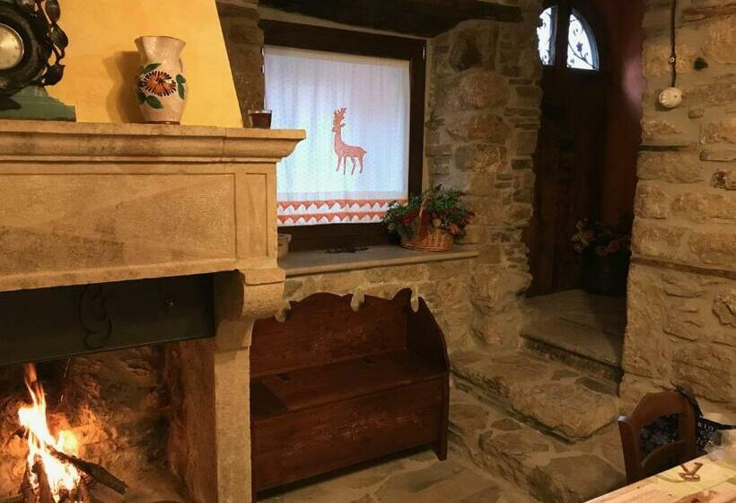 ベッドアンドブレックファースト Borgo La Forgia