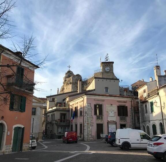 ベッドアンドブレックファースト Borgo La Forgia