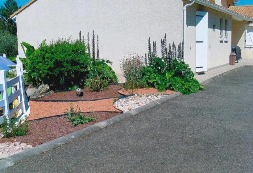 住宿加早餐 Chambre D Hotes A Nérac