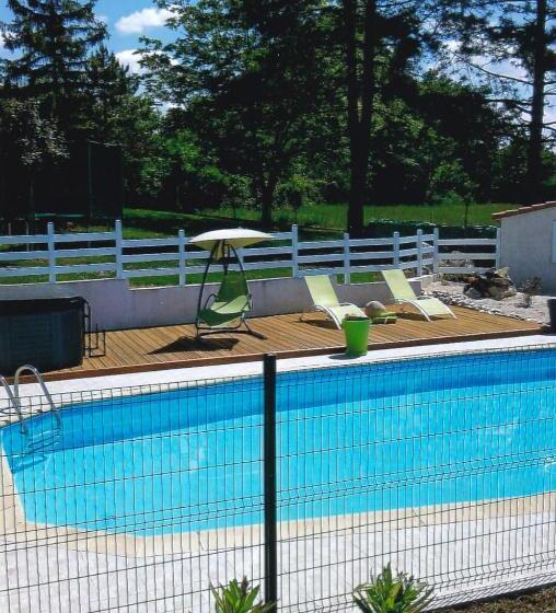 住宿加早餐 Chambre D Hotes A Nérac