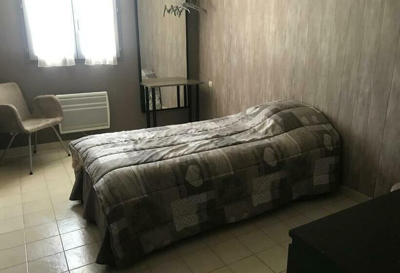 ベッドアンドブレックファースト Chambre D Hôte  Le Ponant