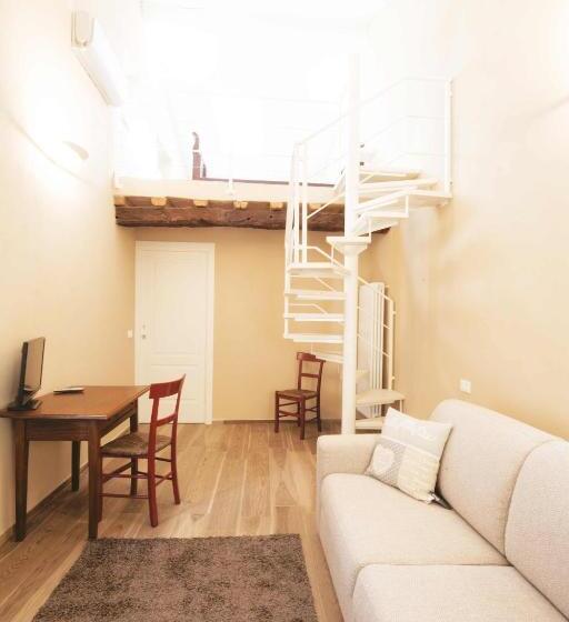 住宿加早餐  Dimora Della Rocca