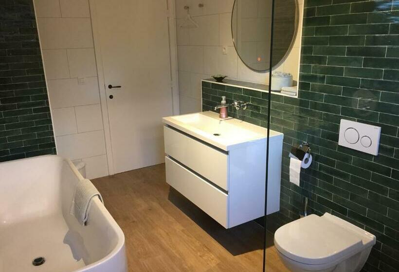 住宿加早餐  Het Koningshofje