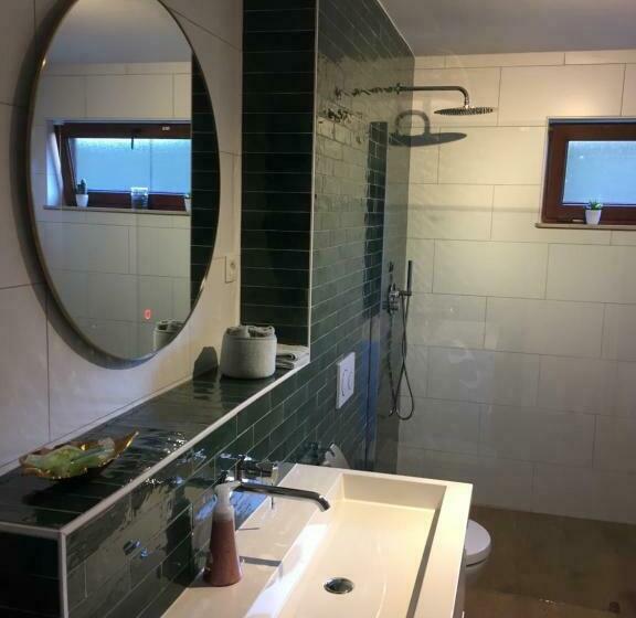 住宿加早餐  Het Koningshofje