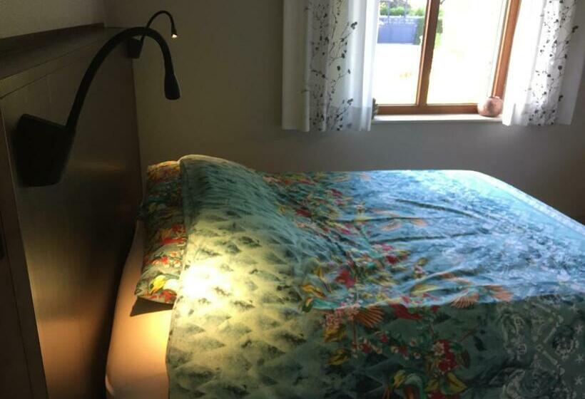 住宿加早餐  Het Koningshofje