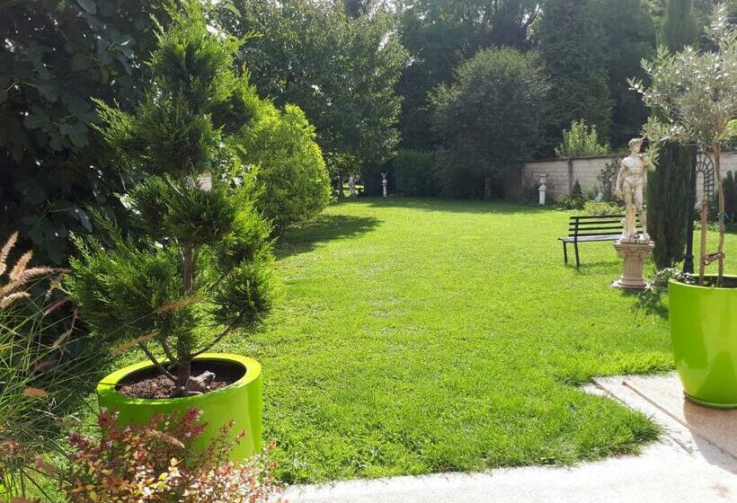 Bed and Breakfast La Crapounette