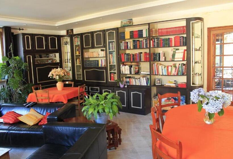 مبيت وإفطار La Passerelle