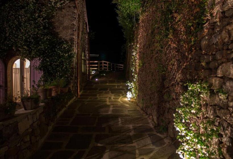 مبيت وإفطار La Torretta Studios & Suite