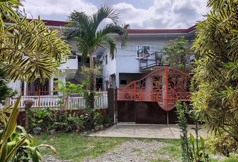 تختخواب و صبحانه Riverside At Aninuan Accommodation And Food