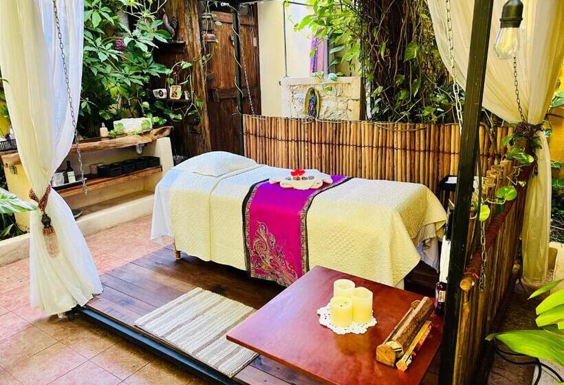 Hacienda Boutique B&b And Spa Solo Adultos