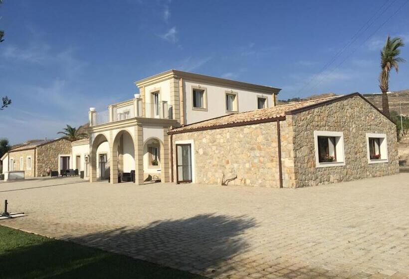 בית מלון כפרי Borgo Ginuga