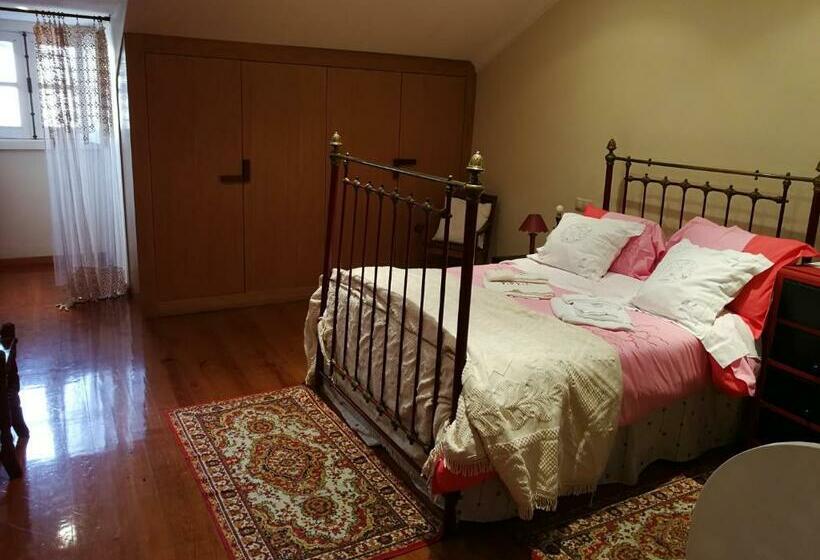 ホテル Casa Dos Confrades