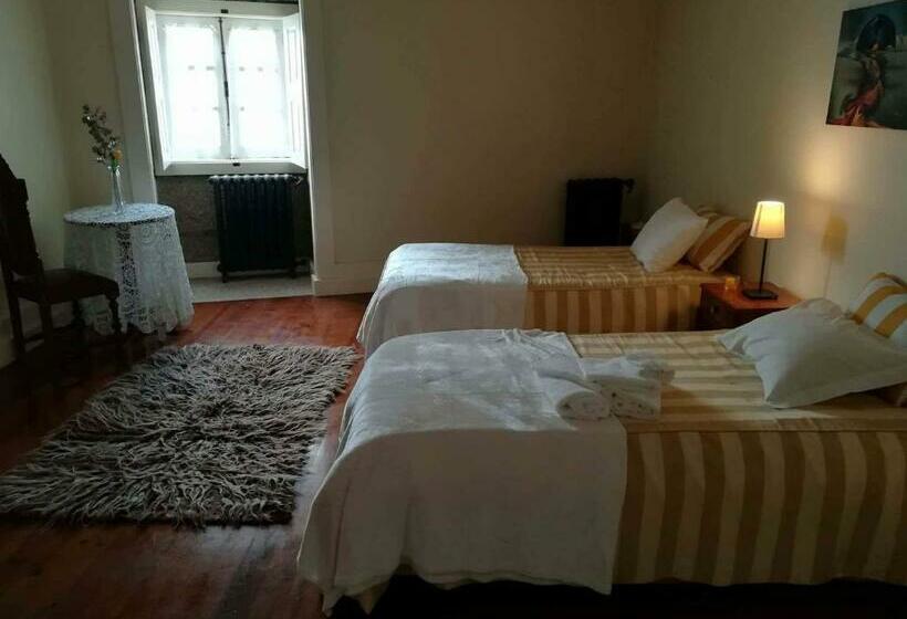 ホテル Casa Dos Confrades