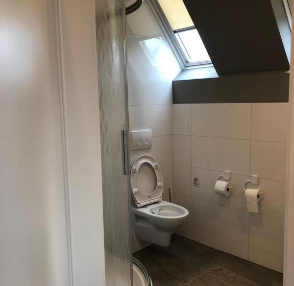 هتل Gasthof & Restaurant Am Kreuz