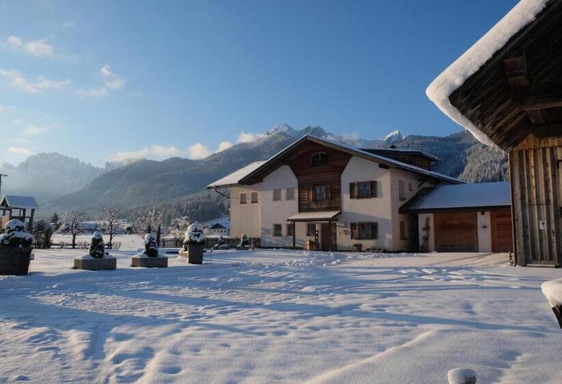 בית מלון כפרי Stifterhof