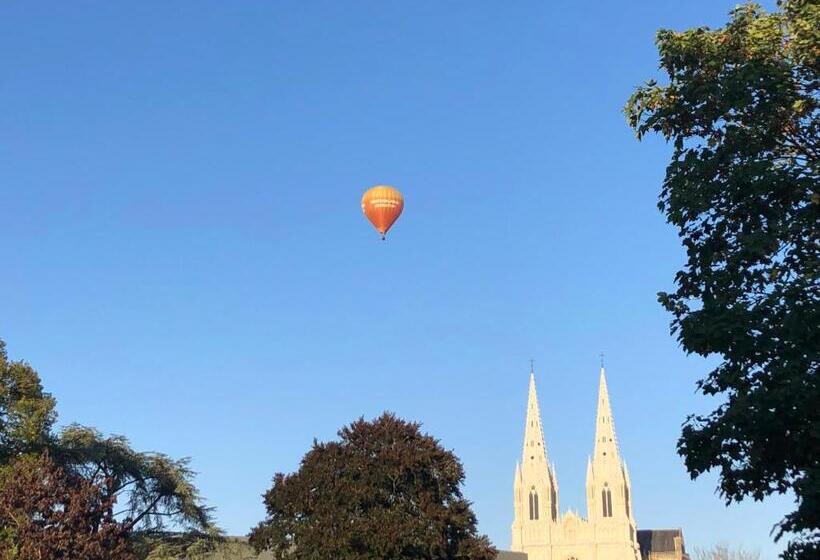 ペンション Au Rez De Jardin