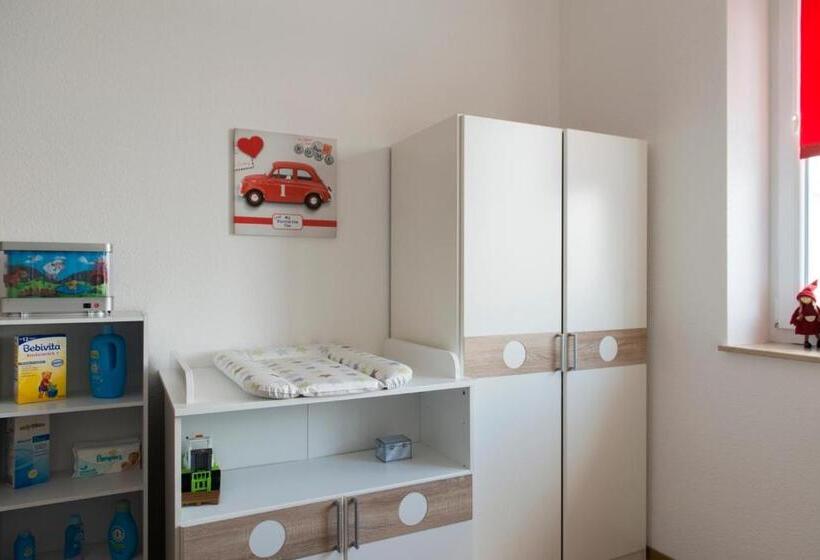 פנסיון Café & Mehr