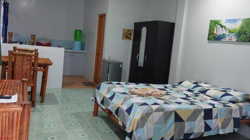 پانسیون Genna S Tourist Inn Santa Fe