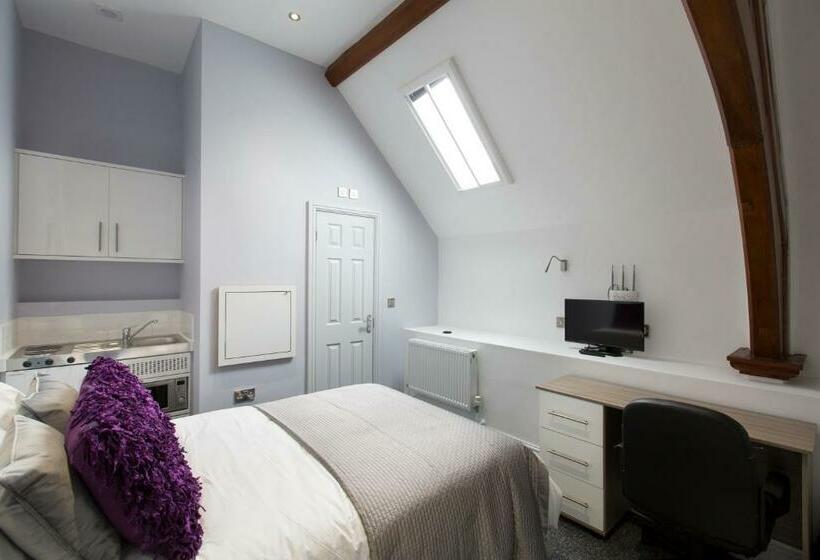 膳宿费 Old County Court