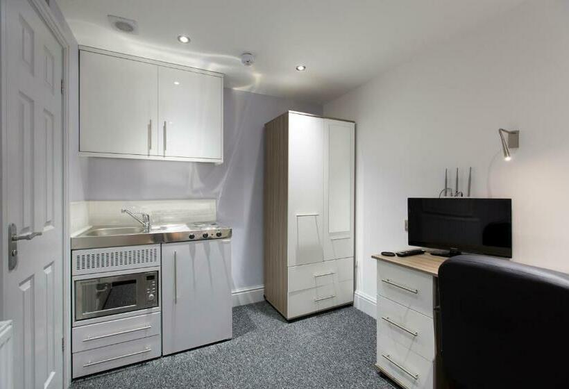 膳宿费 Old County Court