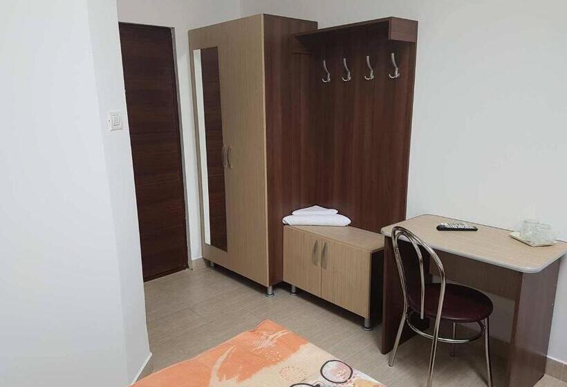 פנסיון Onalisa