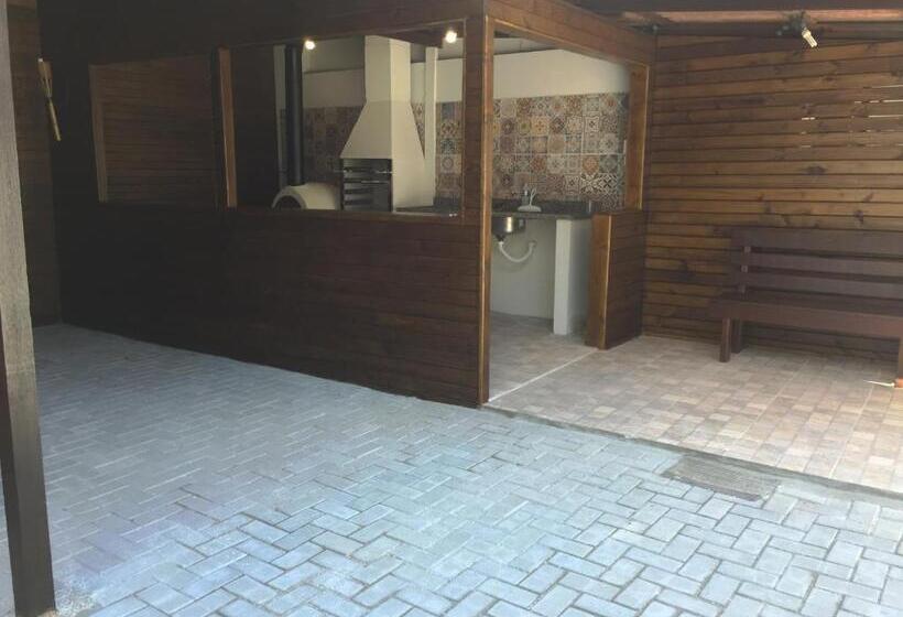 بنسيون Pousada Villa Garcia   Residencial
