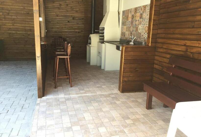 פנסיון Pousada Villa Garcia   Residencial