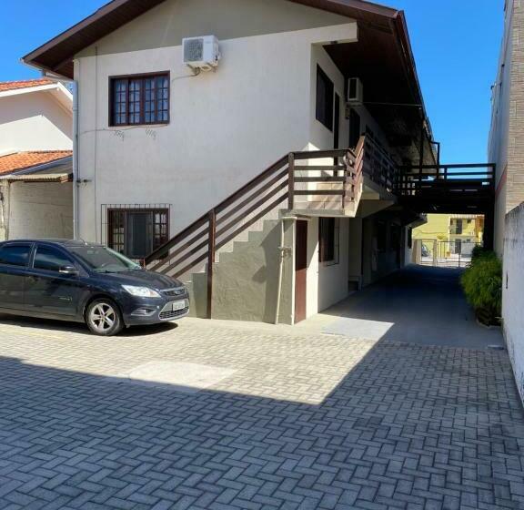 פנסיון Pousada Villa Garcia   Residencial