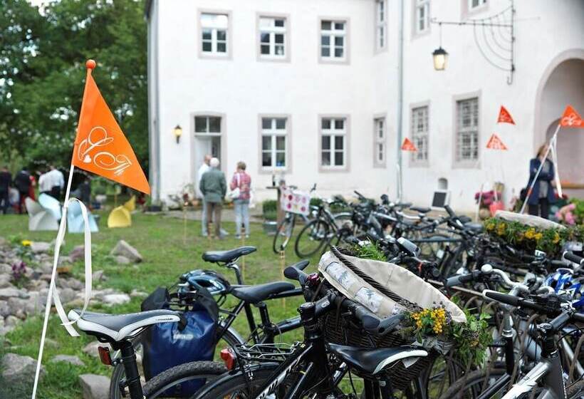펜션 Event  Kultur & B&b Kunst Schloss Neuenhagen übernachten Im Denkmal
