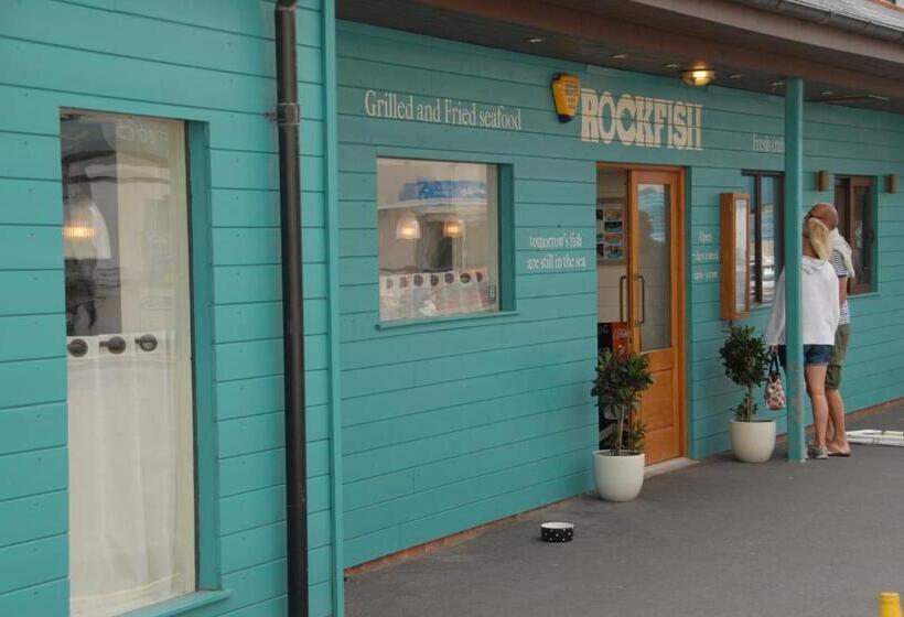 پانسیون Summerwind Guest House